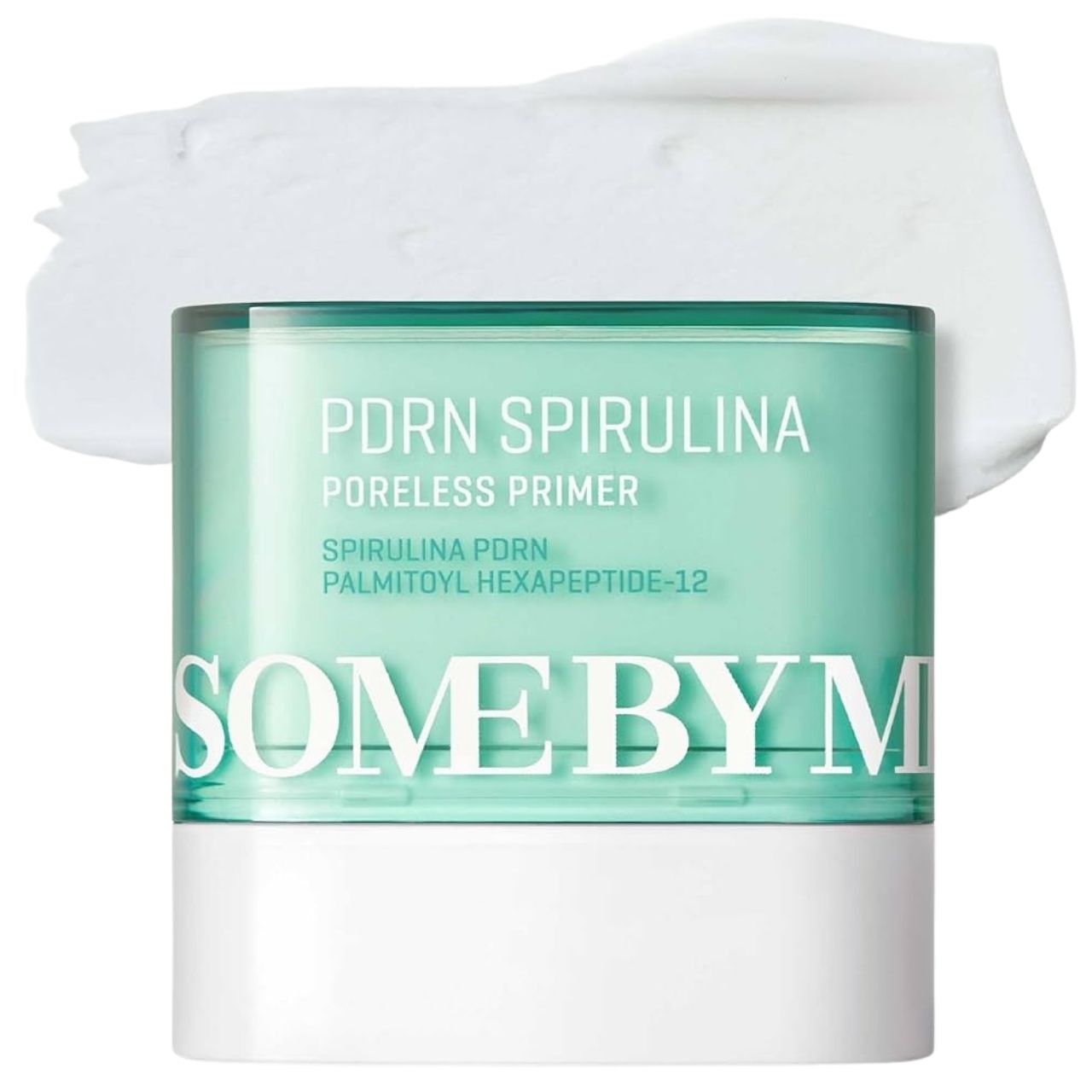 SOME BY MI PDRN Spirulina Poreless Primer dans un pot vert avec un couvercle blanc, à côté d'une touche de blanc.