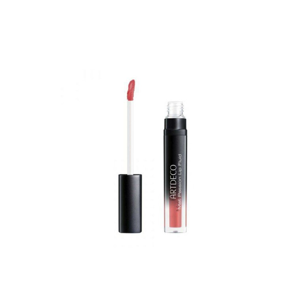 Artdeco Mat Passion Lip Fluid. Zwarte huls, geopend. Applicator zichtbaar. Productkleur.
