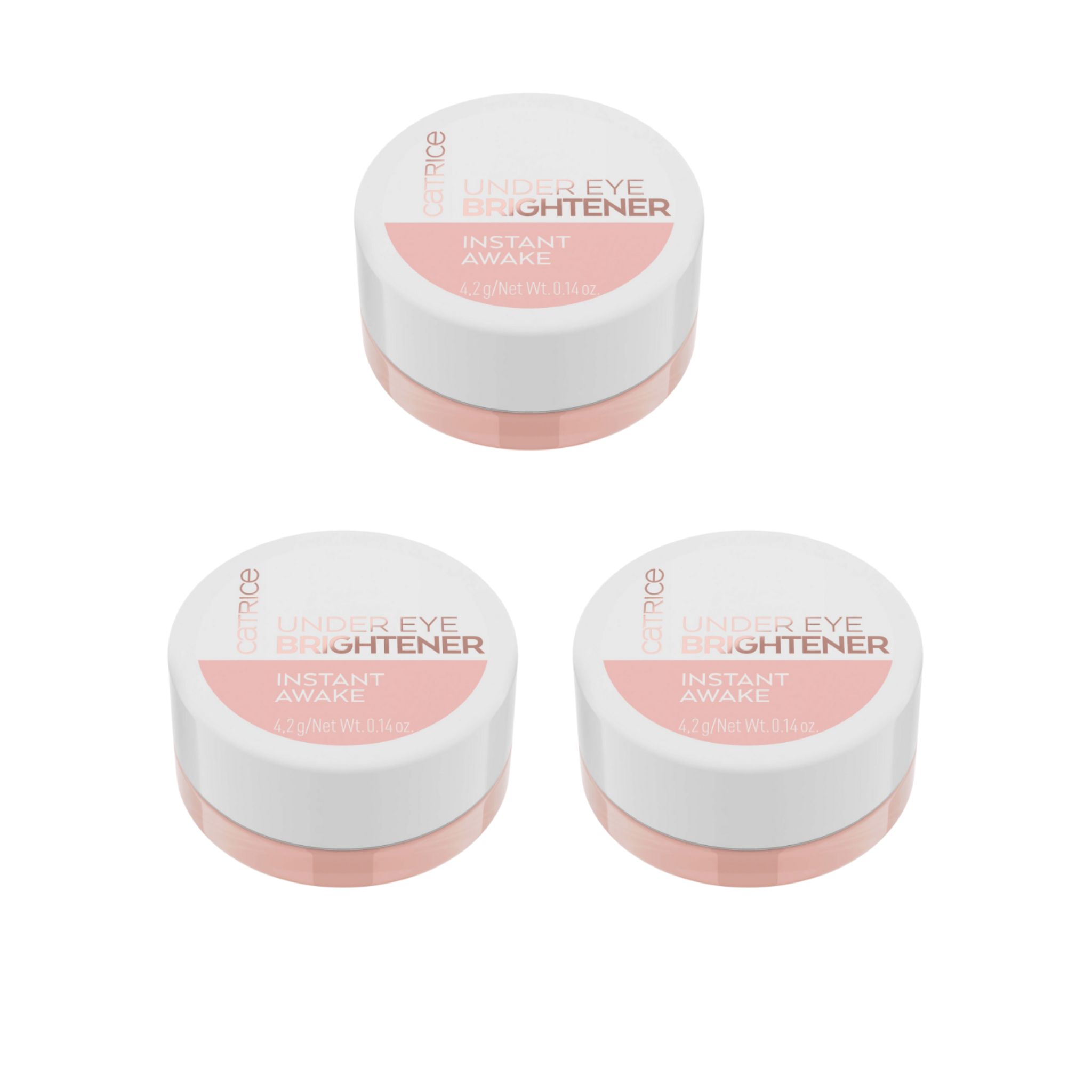 Drie Catrice Under Eye Brightener potjes. Witte deksels met roze tekst en roze basis. Productnaam en merk zichtbaar.
