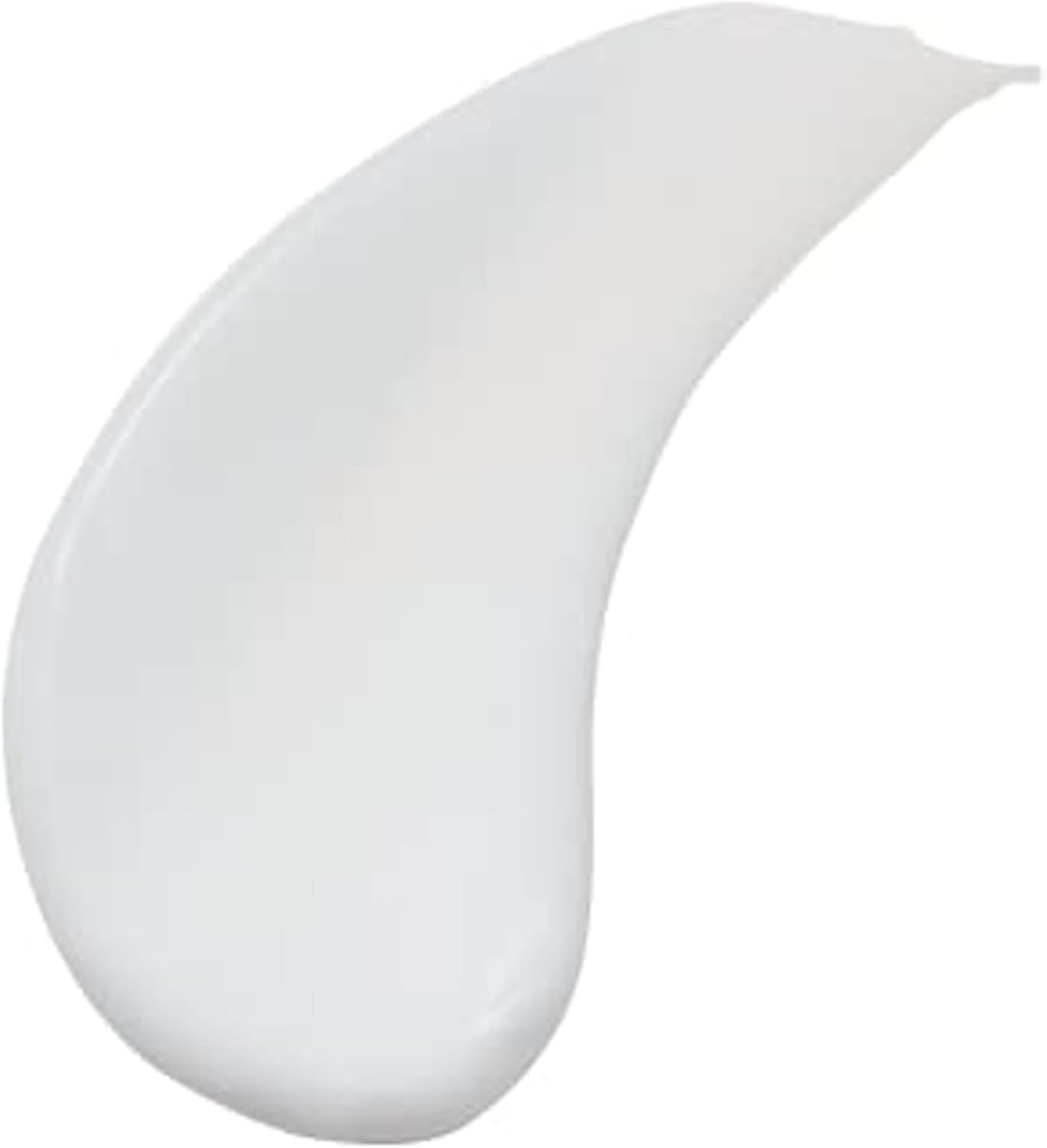 Une touche de crème blanche sur fond blanc.