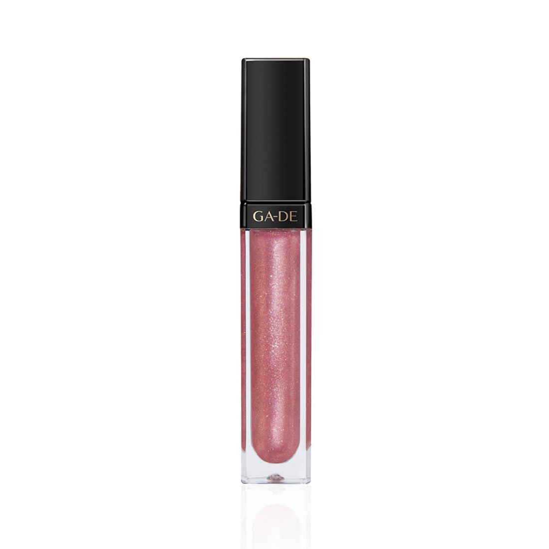 Ga-De Crystal Lights Lipgloss. Transparante tube met zwarte dop. Roze glinsterende textuur. Opschrift "GA-DE".