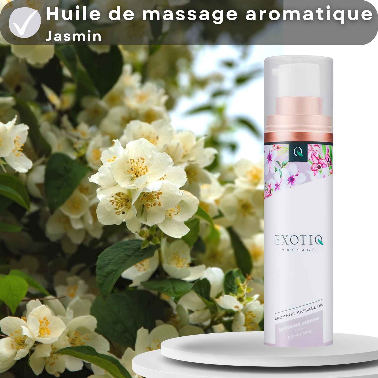 Flacon d'huile de massage au jasmin. Fond avec fleurs de jasmin. Nom du produit et logo visibles.