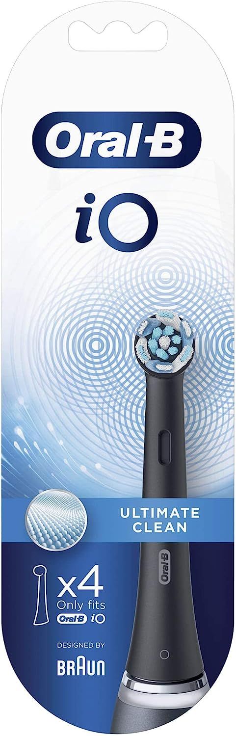 Emballage avec une brosse Oral-B iO Ultimate Clean et indication de 4 pièces.