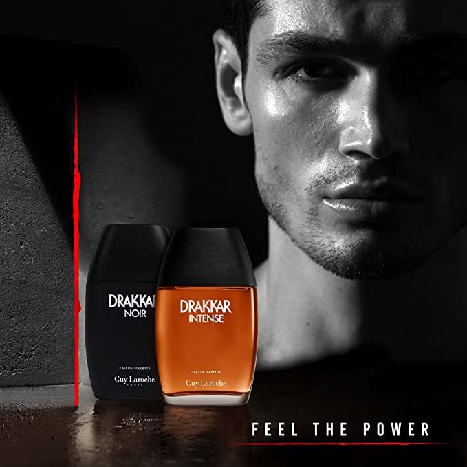 Twee flacons, een zwarte, een oranje, voor een man. Opschrift: Drakkar Noir, Drakkar Intense, Guy Laroche.