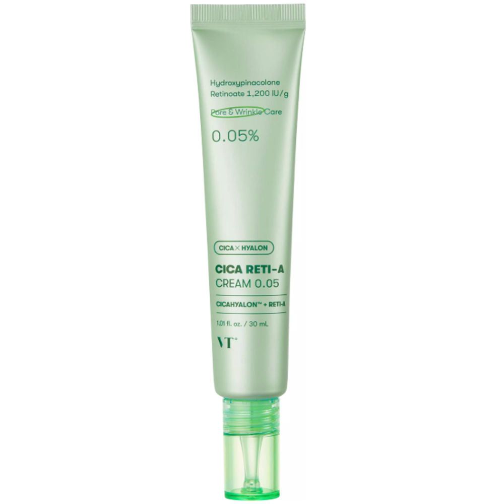 Tube verte avec texte blanc. Contient 0,05% de rétinol. Marque VT. Nom du produit Cica Reti-A Cream 0.05.