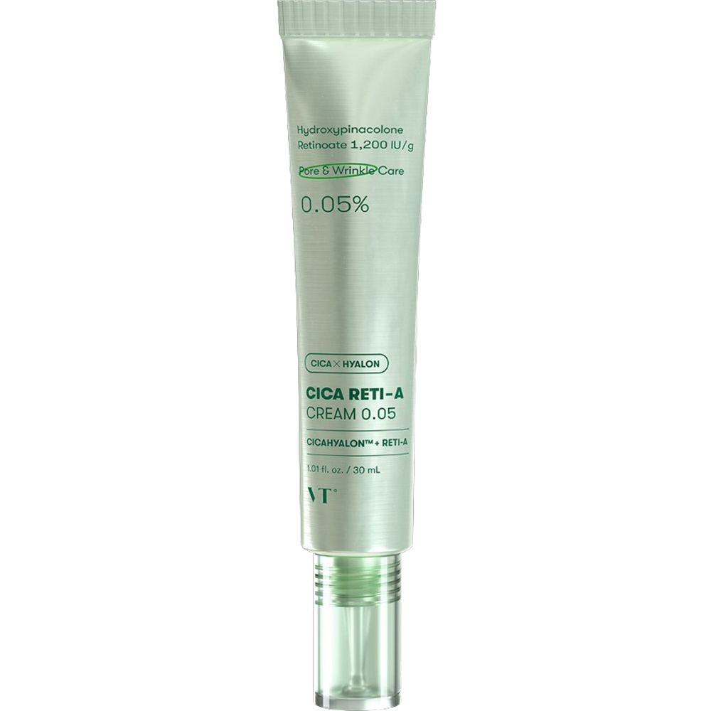 Tube verte avec texte blanc. Contient 0,05% de rétinol. Marque VT. Nom du produit Cica Reti-A Cream 0.05.