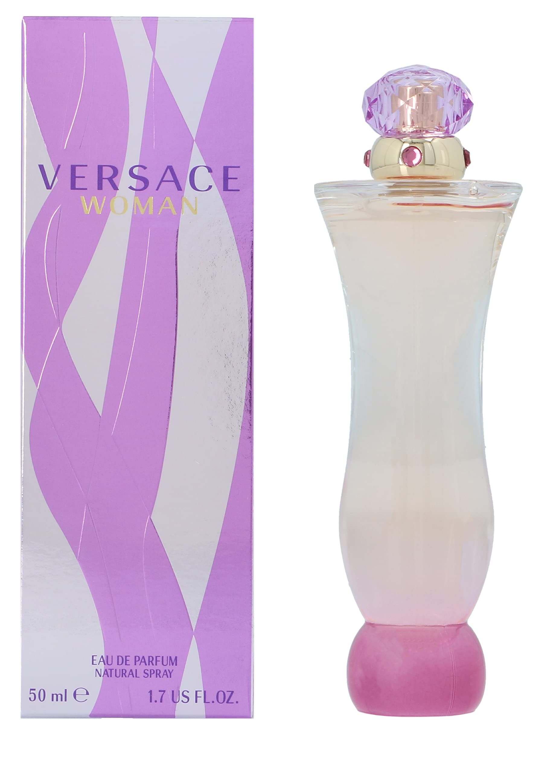 Parfumfles en verpakking. De fles heeft een roze bodem en dop. De verpakking is paars met de merknaam Versace Woman.