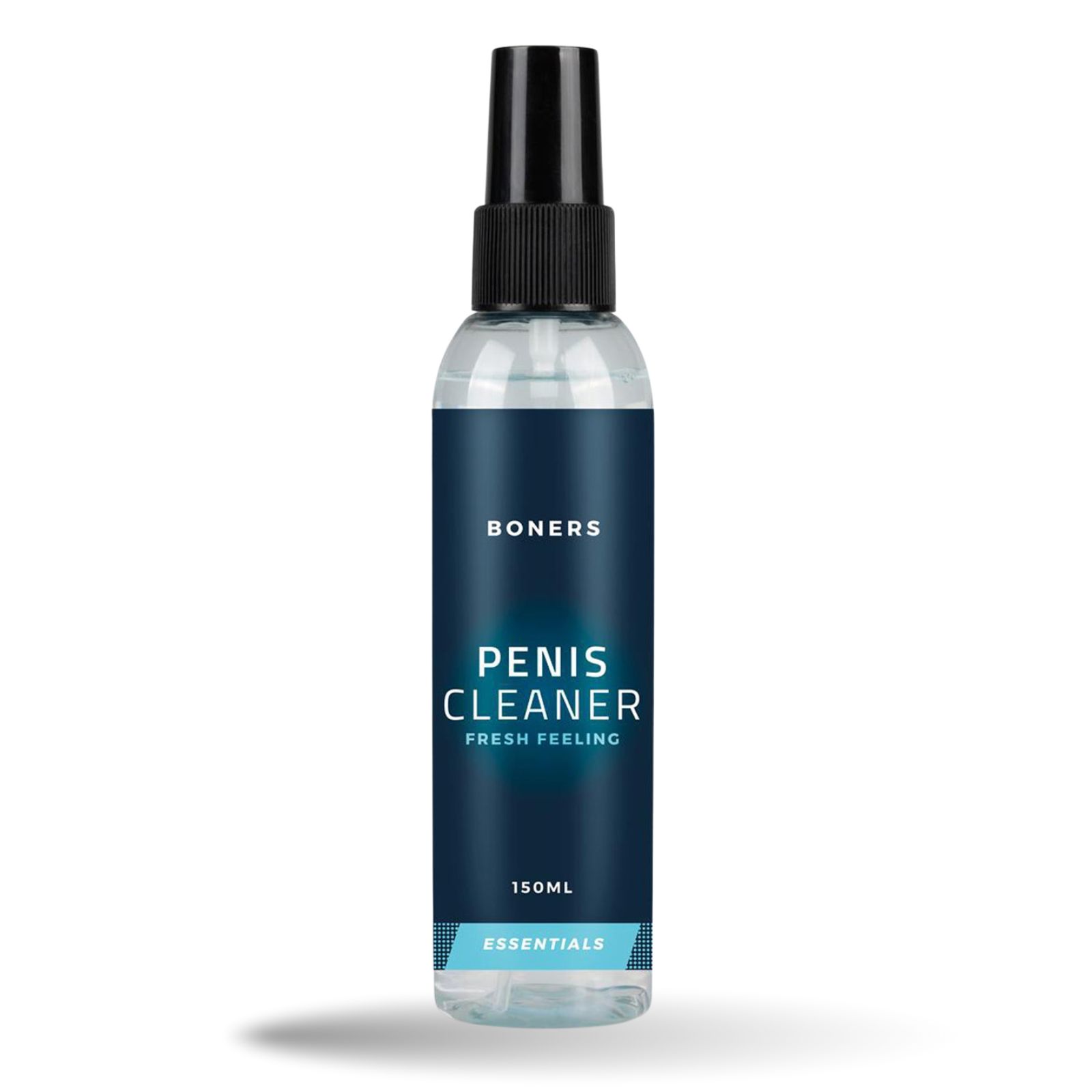 Transparante fles met zwarte spraykop. Opschrift: BONERS, PENIS CLEANER, FRESH FEELING, 150ml, ESSENTIALS.