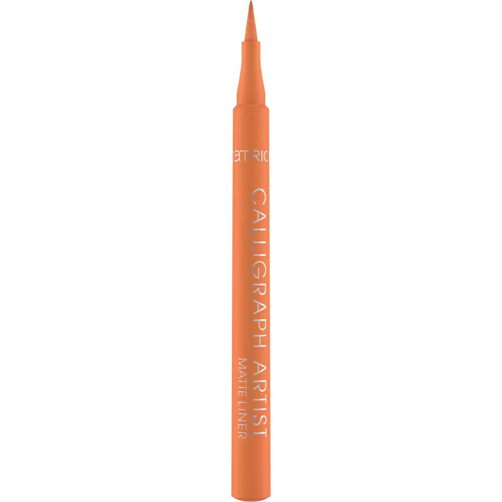 Eyeliner orange avec texte CALLIGRAPH ARTIST MATTE LINER. Le stylo est cylindrique.