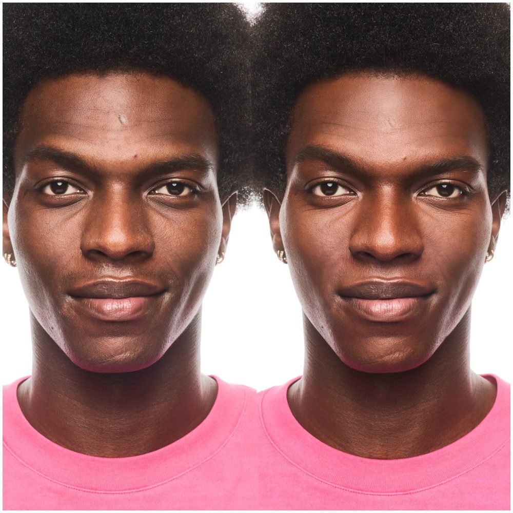 Voor- en na-afbeelding. Twee gezichten van een man. Links zonder foundation, rechts met foundation. Roze shirt.