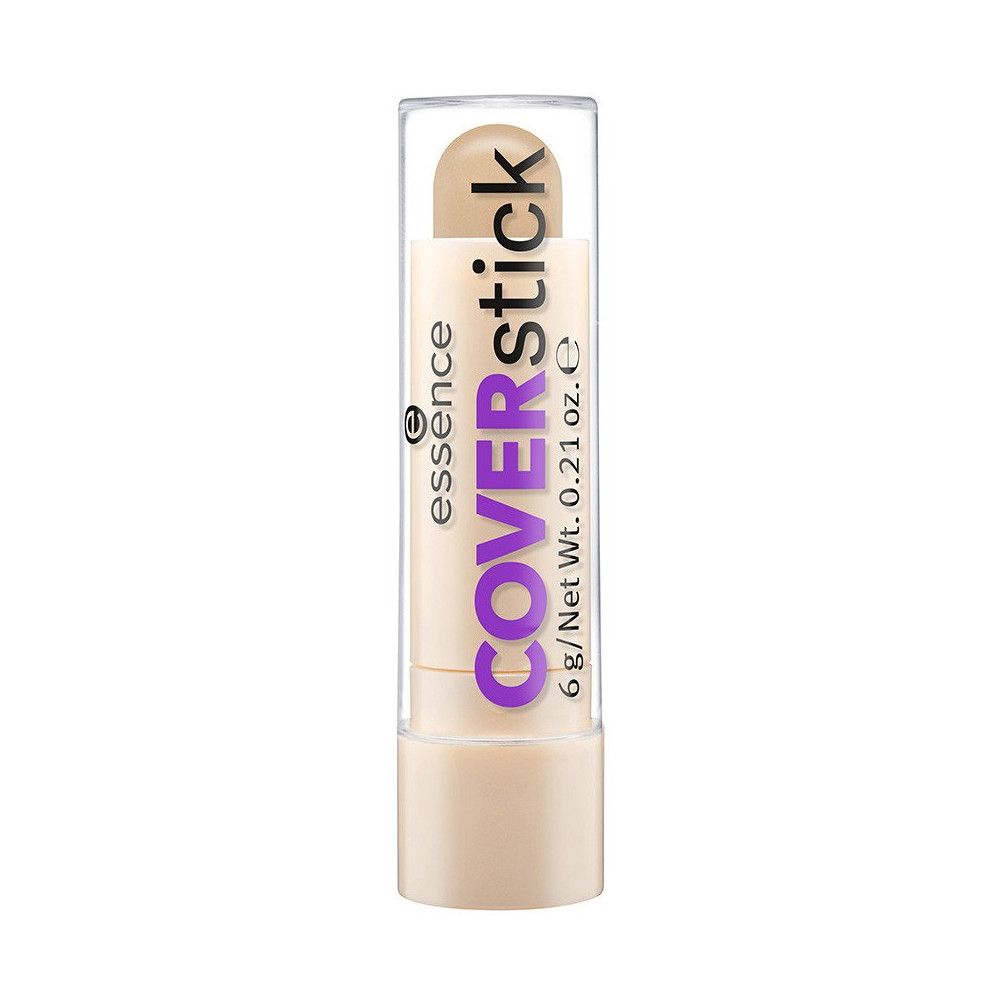 Stick correcteur beige avec capuchon transparent. Inscription : Coverstick, essence, 6 g/Net Wt. 0.21 oz. C.