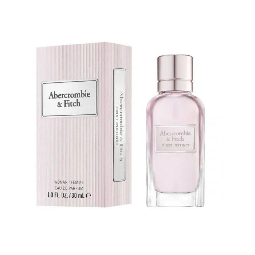 Roze fles en roze verpakking. Opschrift: Abercrombie & Fitch, First Instinct, Eau de Parfum, Woman.
