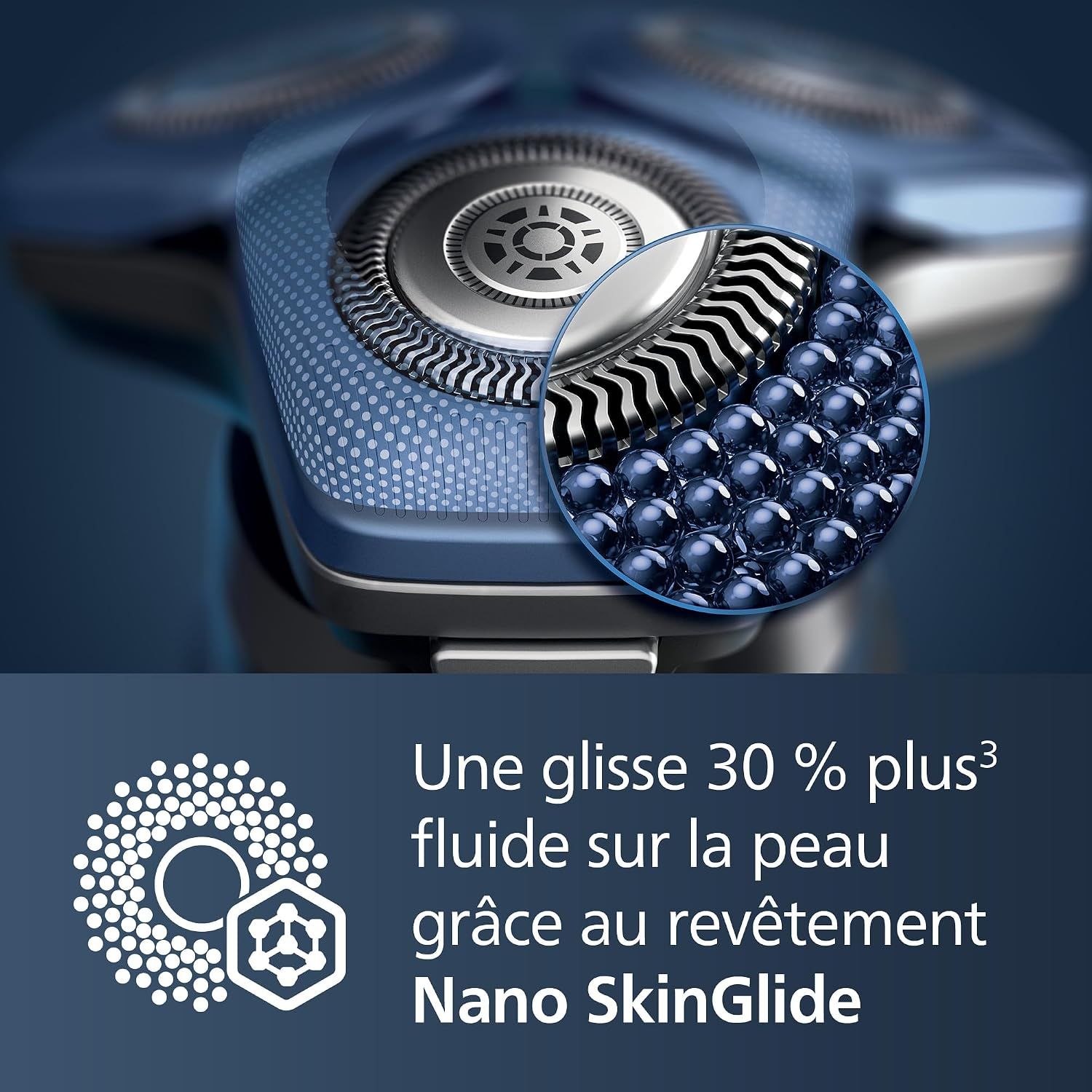 Vue détaillée d'un rasoir électrique bleu avec têtes de rasage rotatives et un gros plan du revêtement Nano SkinGlide.