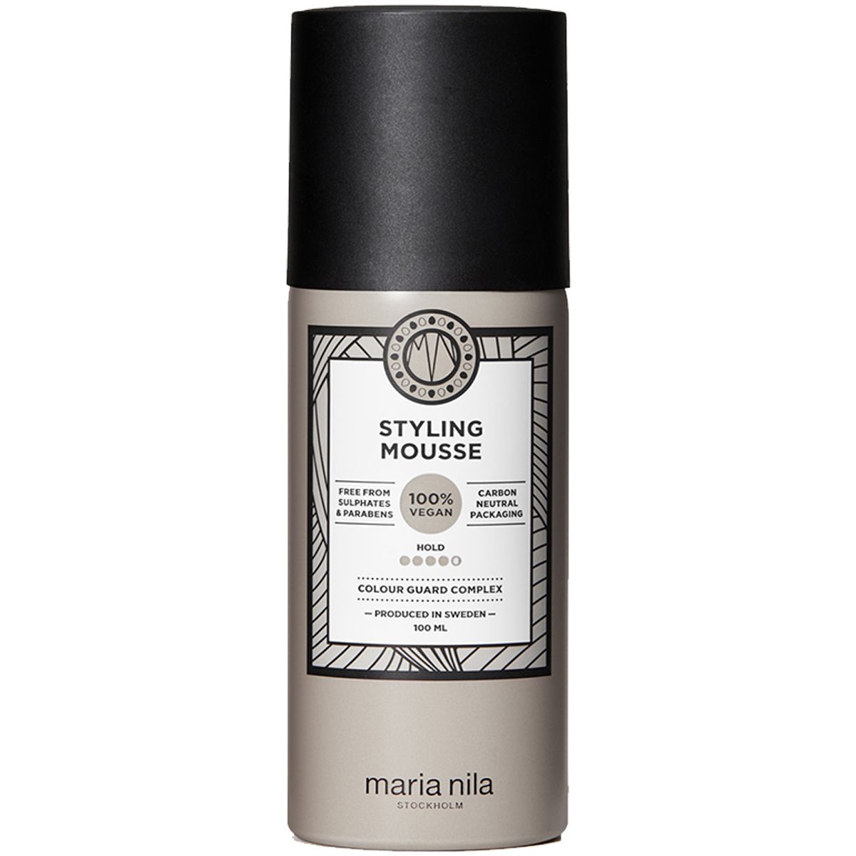 Boîte grise avec couvercle noir, inscription "STYLING MOUSSE" et "maria nila STOCKHOLM". "100% VEGAN".