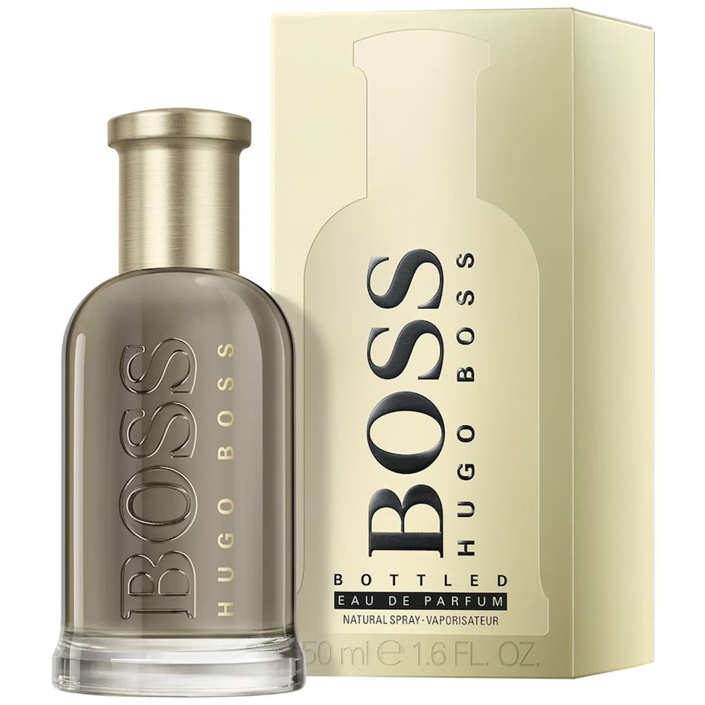 Fles en verpakking van Boss Bottled Eau de Parfum. Fles met gouden dop, opschrift BOSS HUGO BOSS.