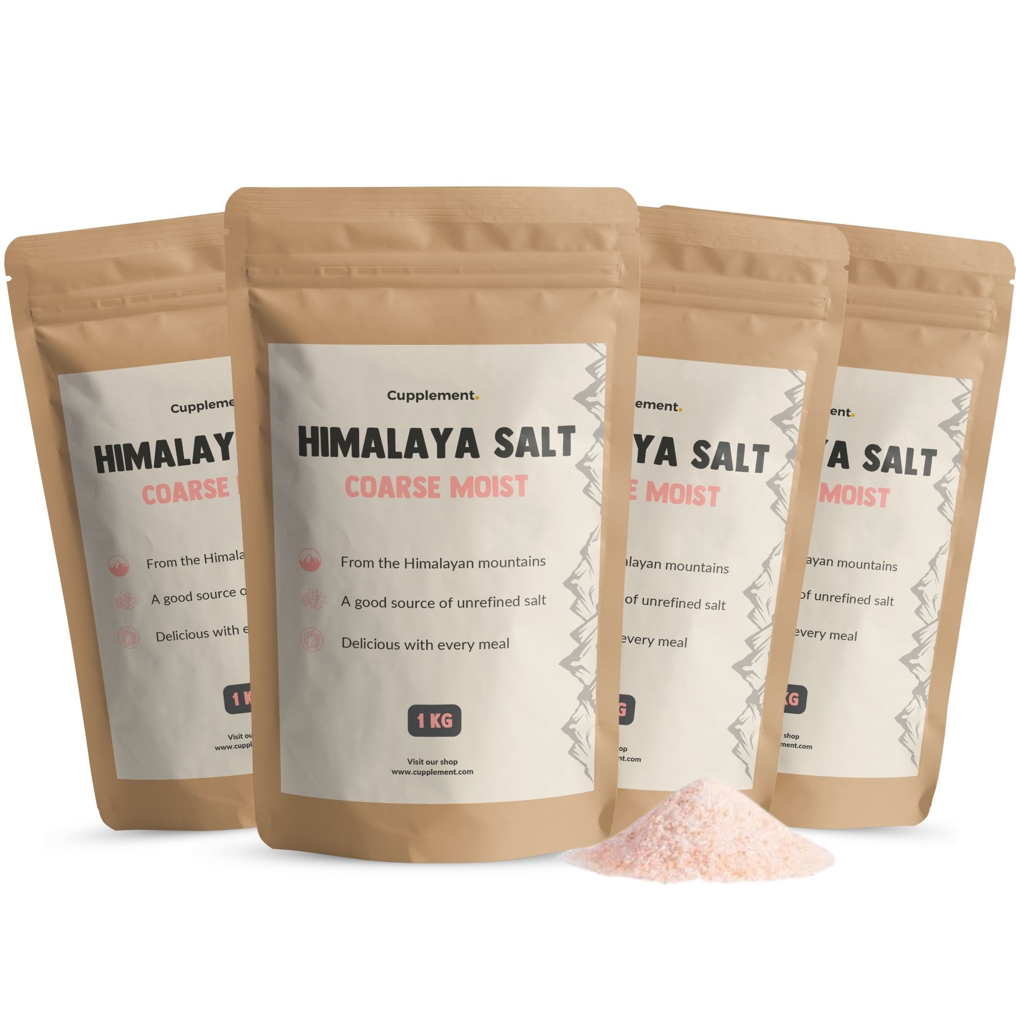 Vier zakken Cupplement Himalaya-zout. Opschrift: Himalaya Salt, Coarse Moist. 1 kg. Roze zout ernaast.