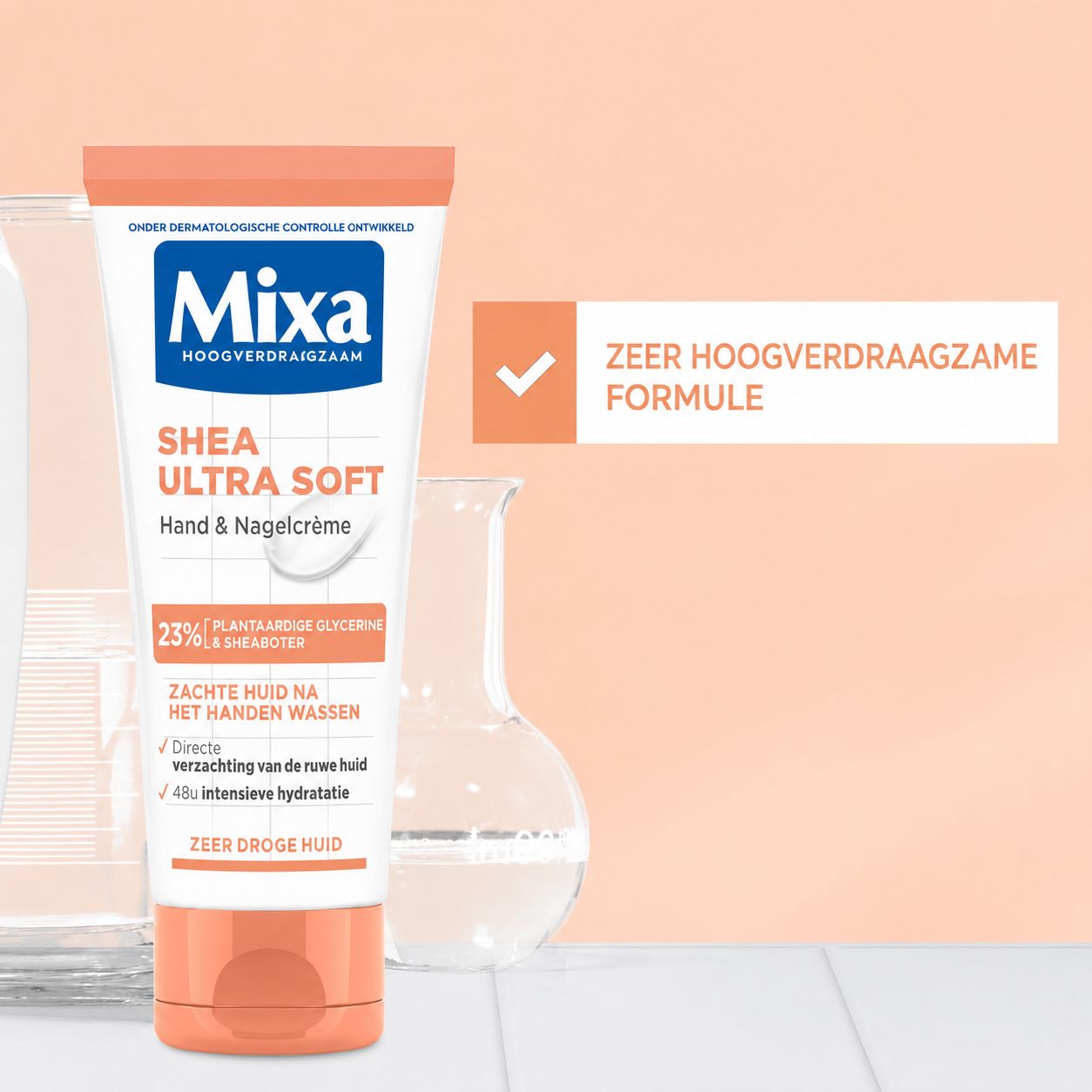 Mixa Hand & Nagelcrème met 23% plantaardige glycerine en sheaboter voor zeer droge huid.