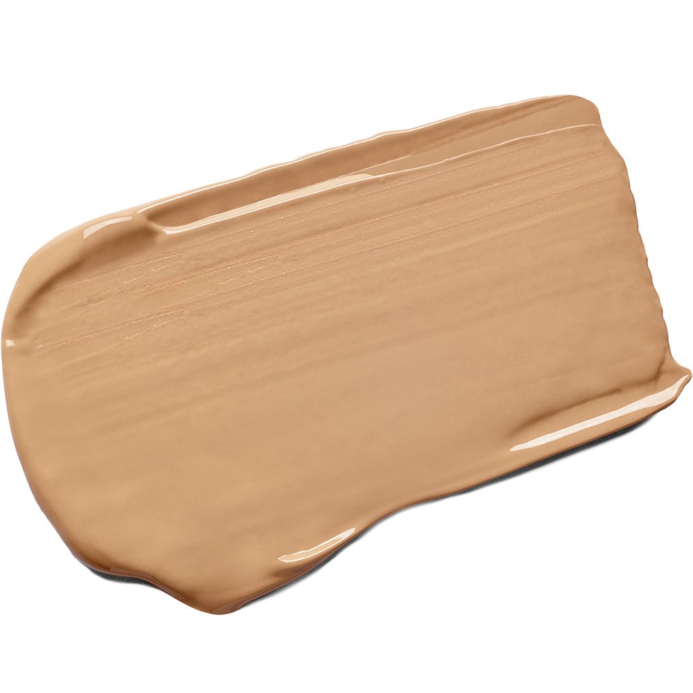 Uitgesmeerde, getinte crème. Tint: lichtbruin. Textuur: glad, glanzend. Geen verpakking of merk zichtbaar.