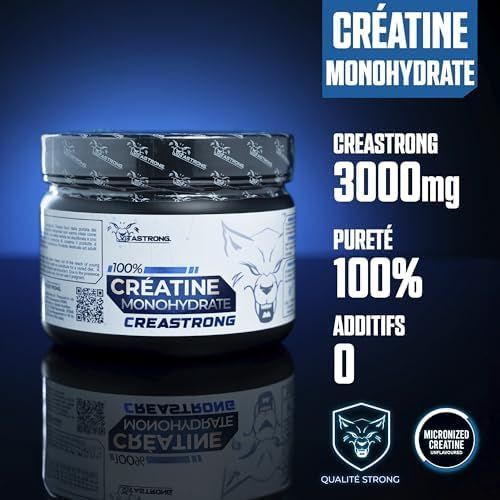 Pot met tekst: Creatine Monohydrate Creastrong. Hand houdt pot vast. Tekst: Verhoogt spieropbouw, spierkracht, prestatieboost, spierherstel.