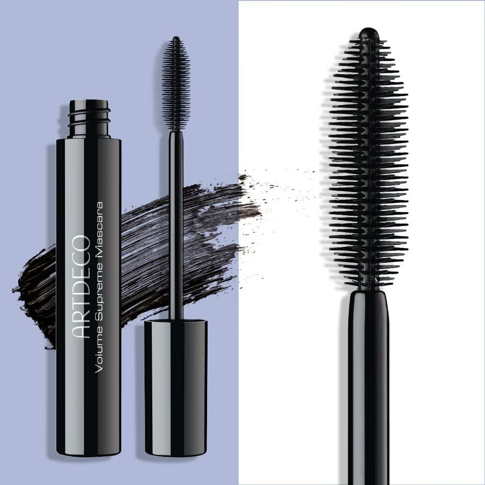Mascara Artdeco Volume Supreme noire. Tube ouvert, brosse et traces de mascara.