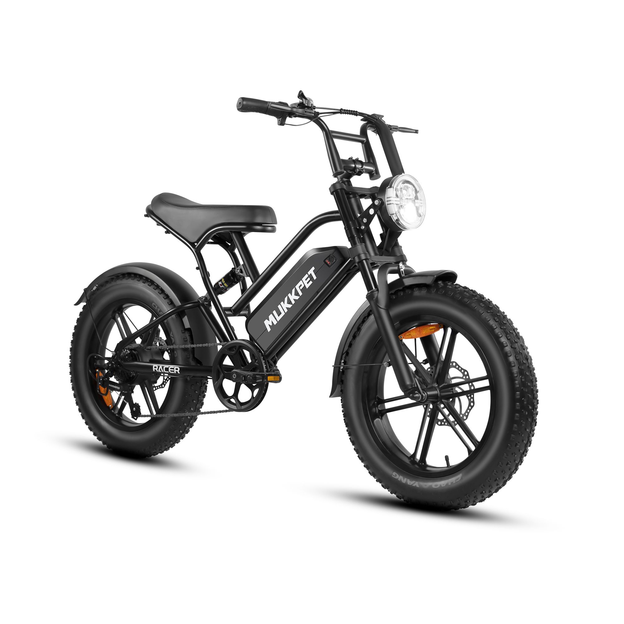 Vélo électrique noir, vue de face, marque MUKKPET, modèle RACER, pneus larges.