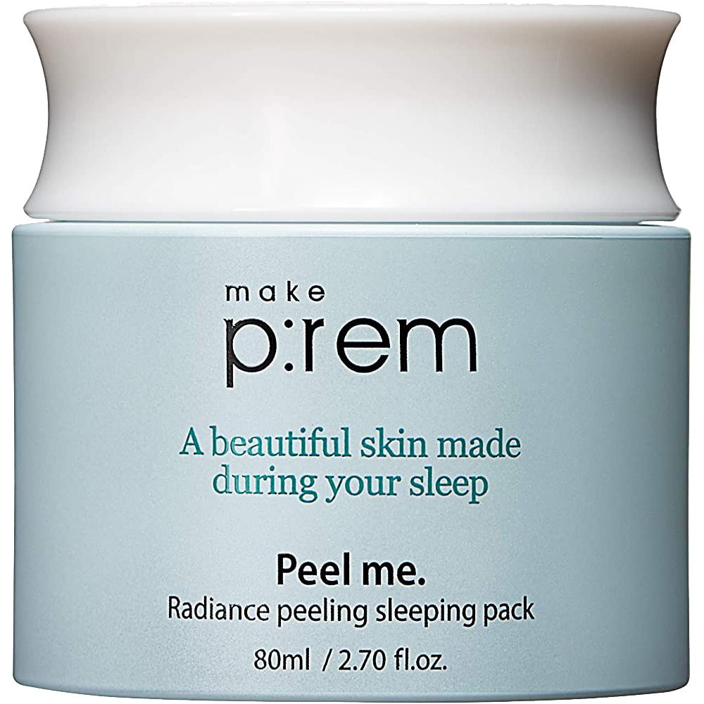 Huidverzorgingsproduct in een lichtblauwe pot met witte deksel. Opschrift: make p:rem, Peel me. Radiance peeling sleeping pack.