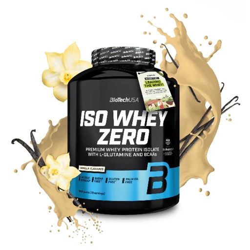 BioTech Iso Whey Zero vanillesmaak eiwitpoeder in zwarte pot met vanillebloemen en peulen.