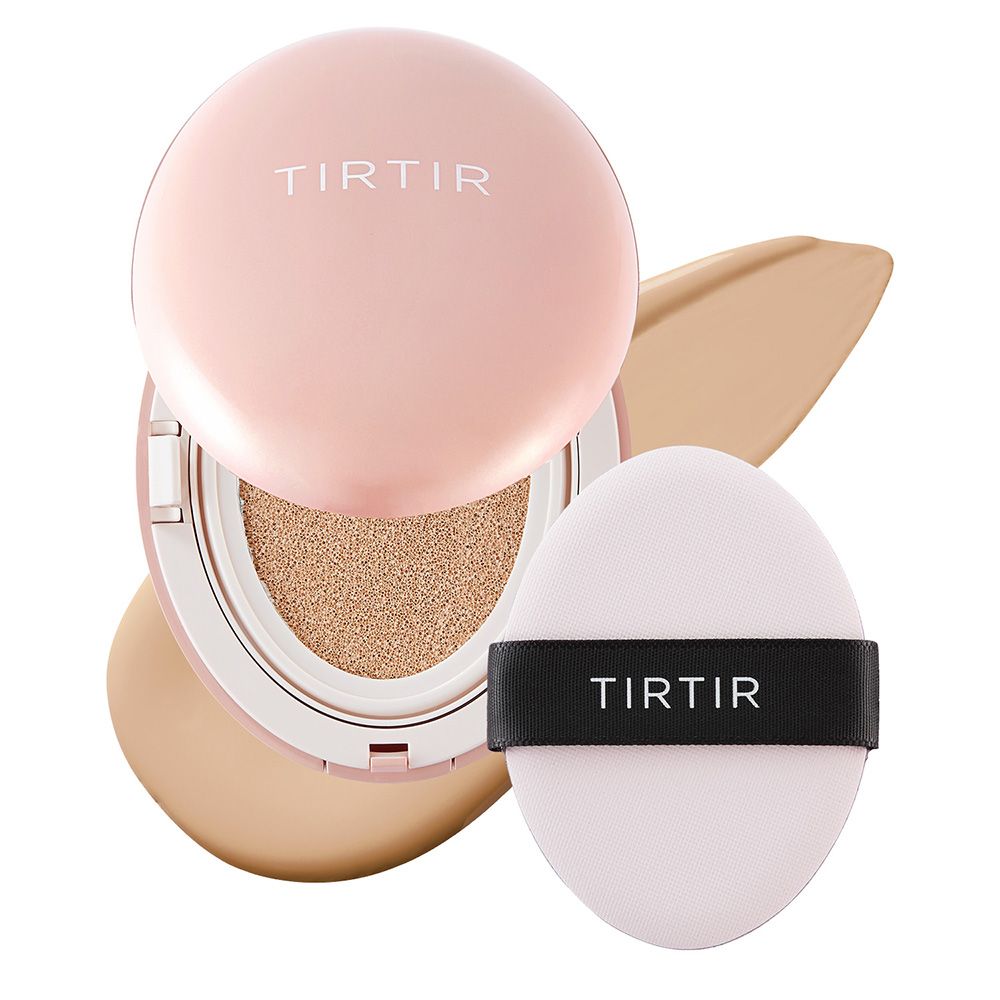 TIRTIR Mask Fit All Cover Cushion in roze doosje met applicator en foundation swatches.