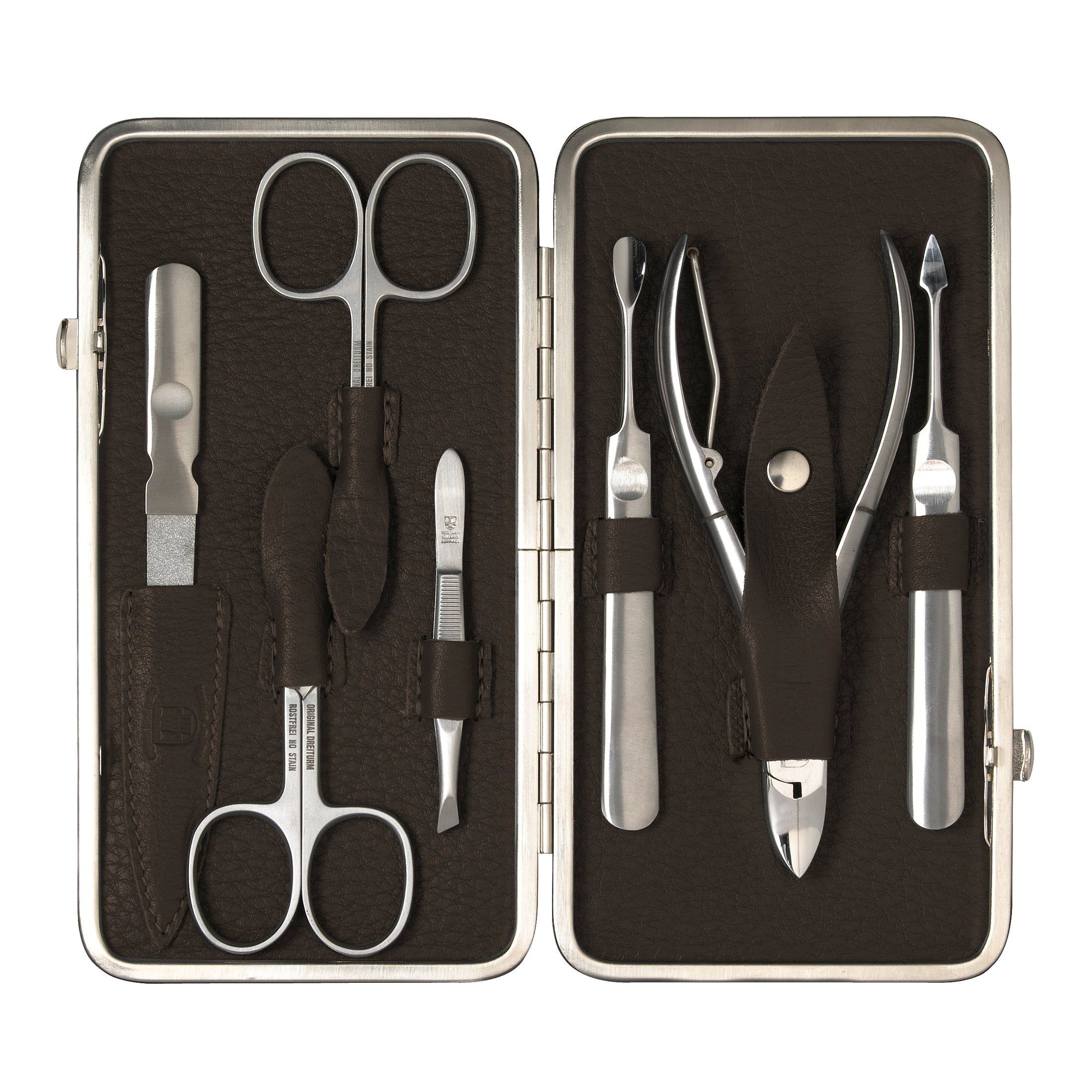 Manicure set in zilverkleurige etui. Bevat nagelschaar, pincet, vijl, huidschaar en nagelknipper.