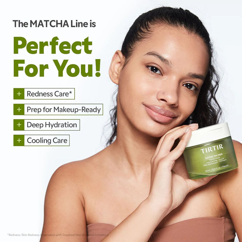 Groene pot TIRTIR Matcha Cream vastgehouden door een vrouw. Tekst benadrukt voordelen.