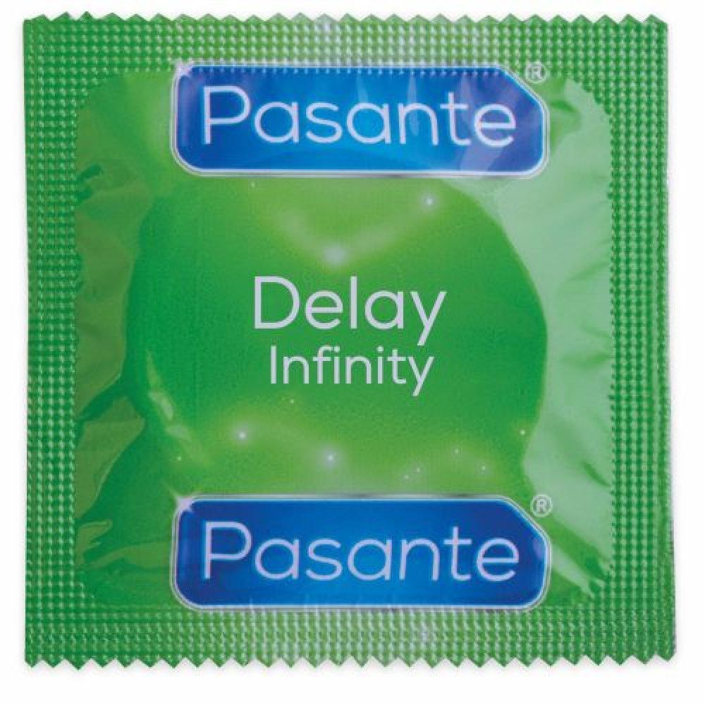 Préservatif individuel dans un emballage vert. Marque Pasante, Delay Infinity. Emballage carré.
