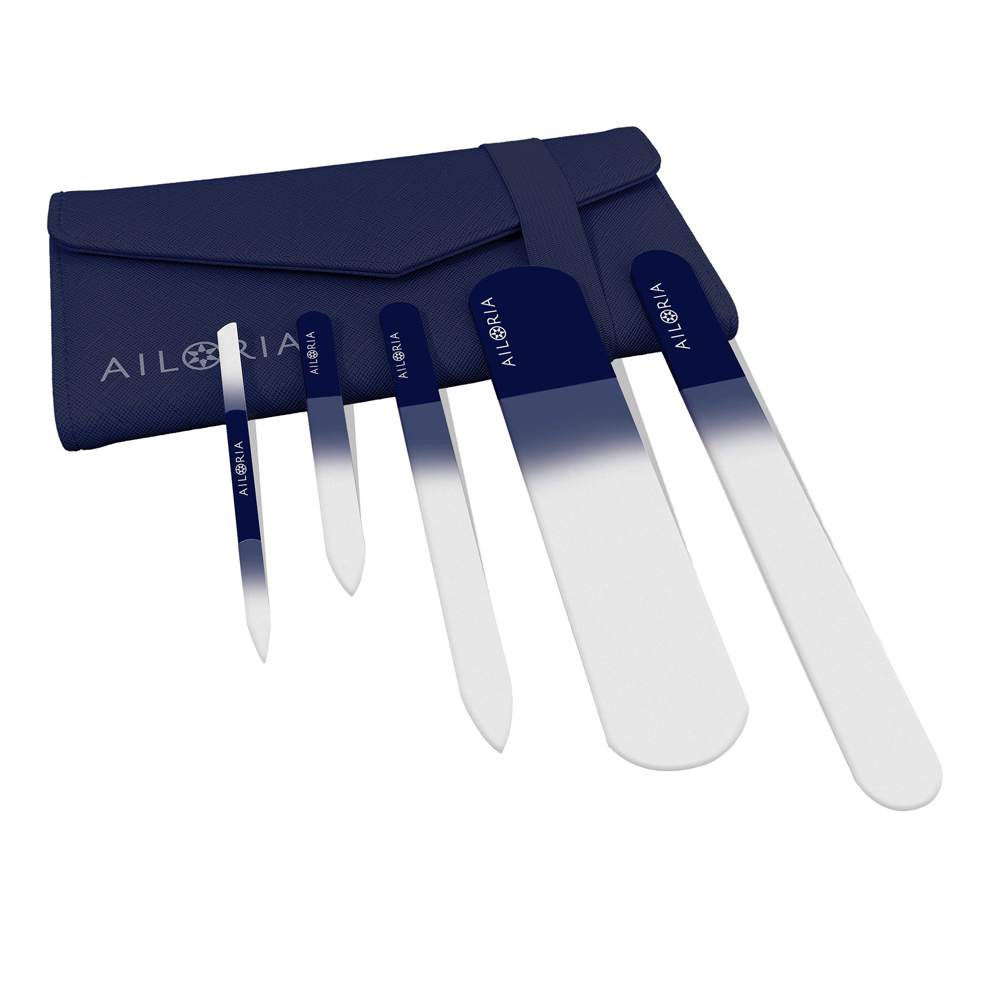 Set van vijf nagelvijlen en etui. Vijlen met blauw-witte kleurovergang en AILORIA-logo. Donkerblauwe etui.
