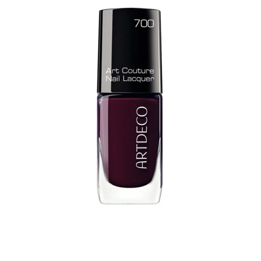 Vernis à ongles Artdeco Art Couture, flacon avec bouchon noir, inscription et vernis bordeaux. Sur fond blanc.