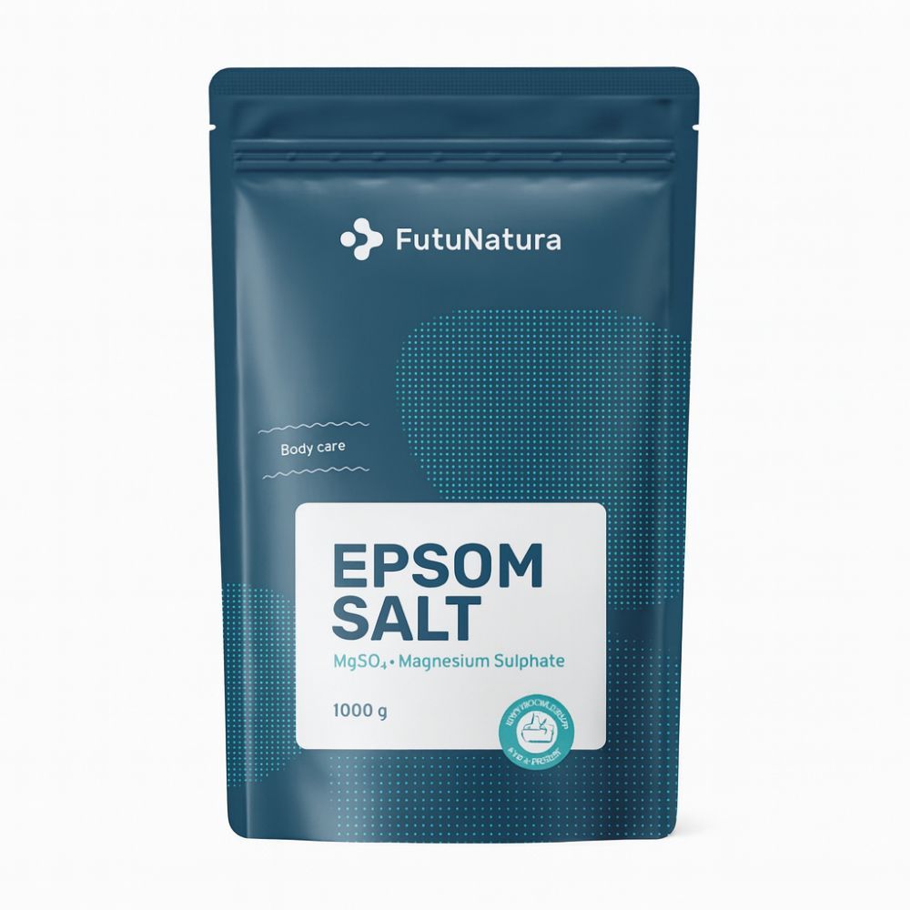 Donkerblauwe zak met wit etiket. Opschrift: EPSOM SALT, MgSO4, Magnesium Sulphate, 1000 g. Merk: FutuNatura. Keurmerk.