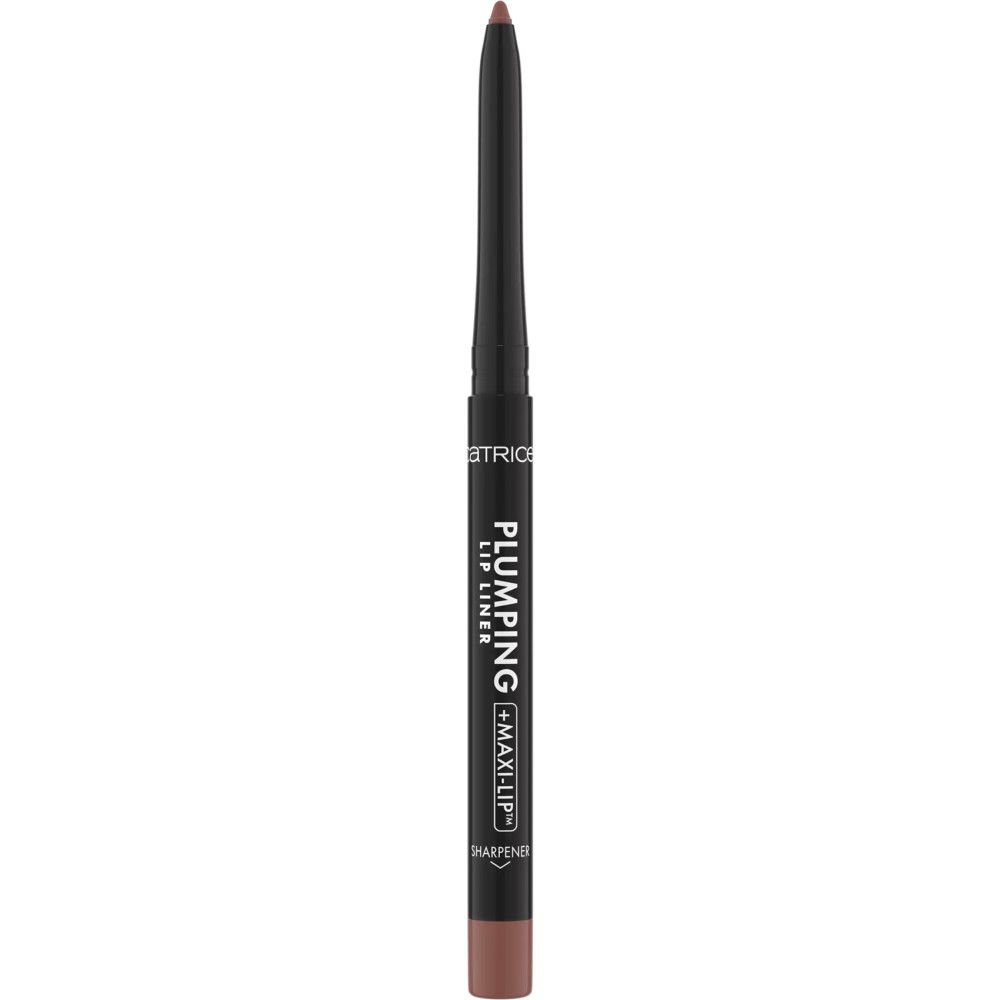 Bruine lippenpotlood. Opschrift: PLUMPING + MAXI-LIP, SHARPEN. Merk: CATRICE.