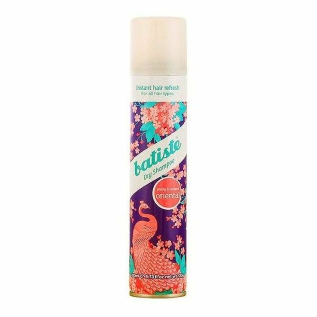 Droogshampoo spray. Paarse basis met bloemenpatroon en pauw illustratie. Tekst: Batiste Dry Shampoo Oriental.