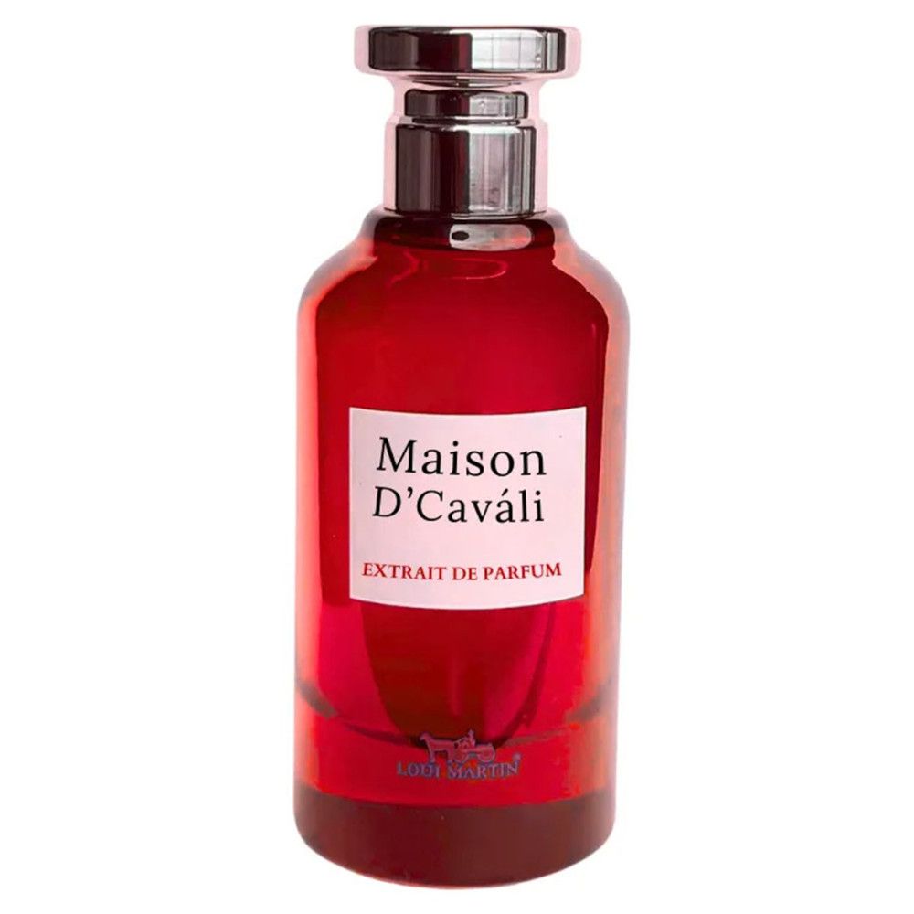 Flacon en verre rouge avec bouchon argenté. Étiquette "Maison D'Caváli" et "Extrait de Parfum". Marque Loui Martin.