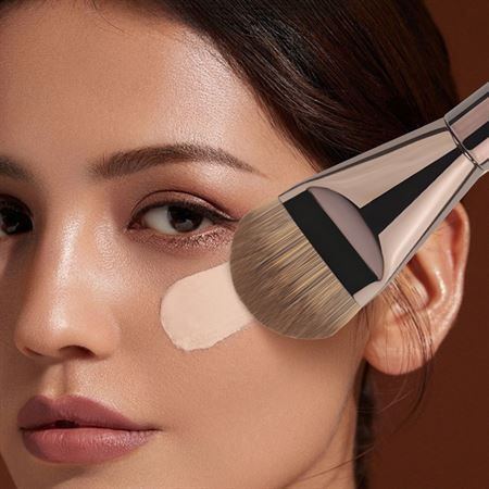 Technique PRO Paddle Penseel voor Crème & Vloeibare Foundation