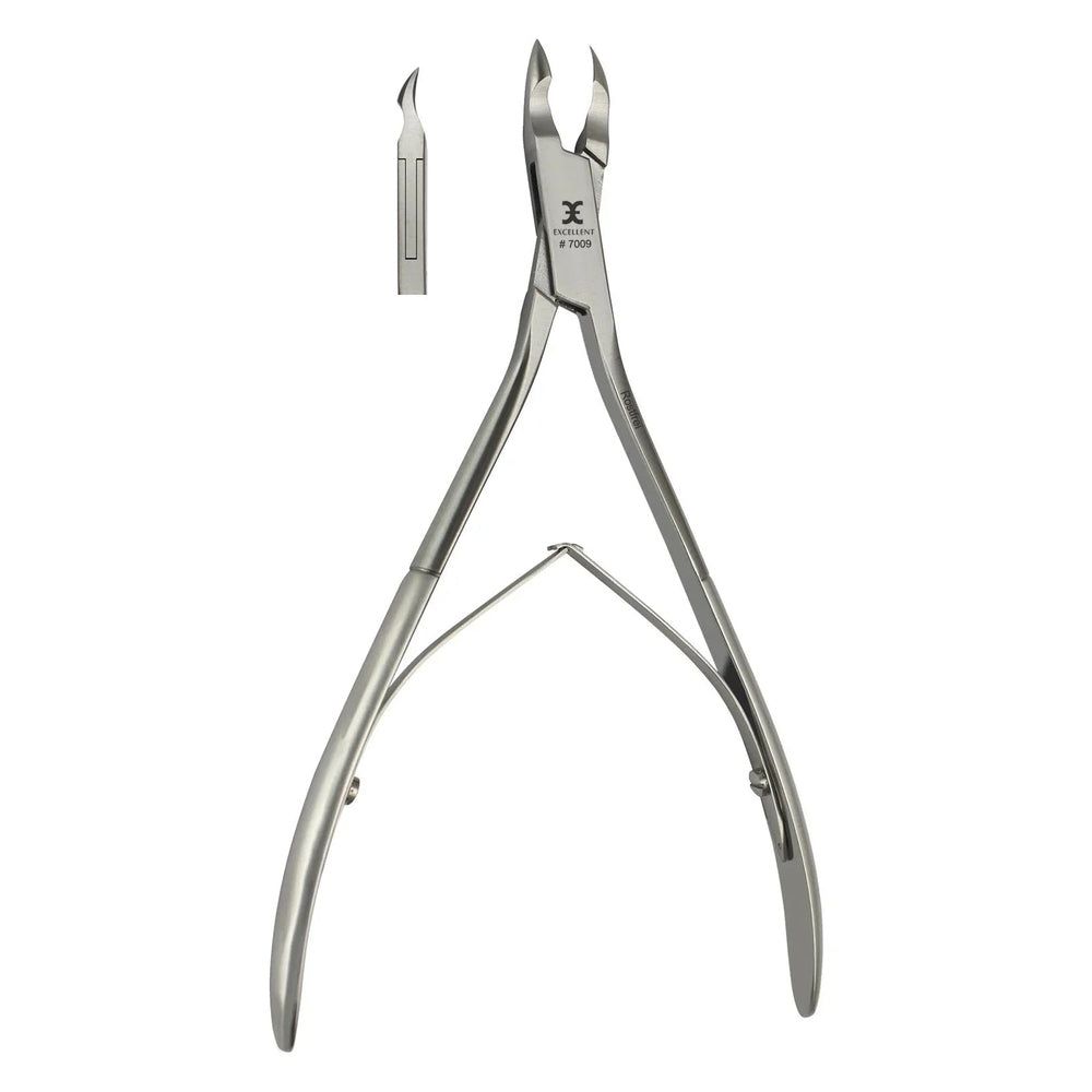 Metalen nagelriemtang. Met gebogen snijkant en apart reserveonderdeel. Fabrikantenlogo zichtbaar.