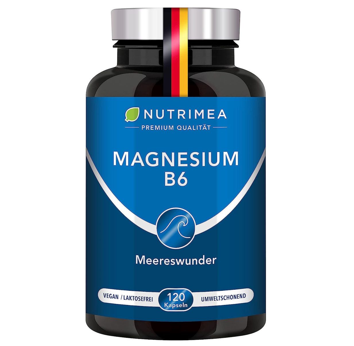 Donkere fles met blauw etiket. Bevat 120 capsules. Productnaam: MAGNESIUM B6. Met Duitse vlag.
