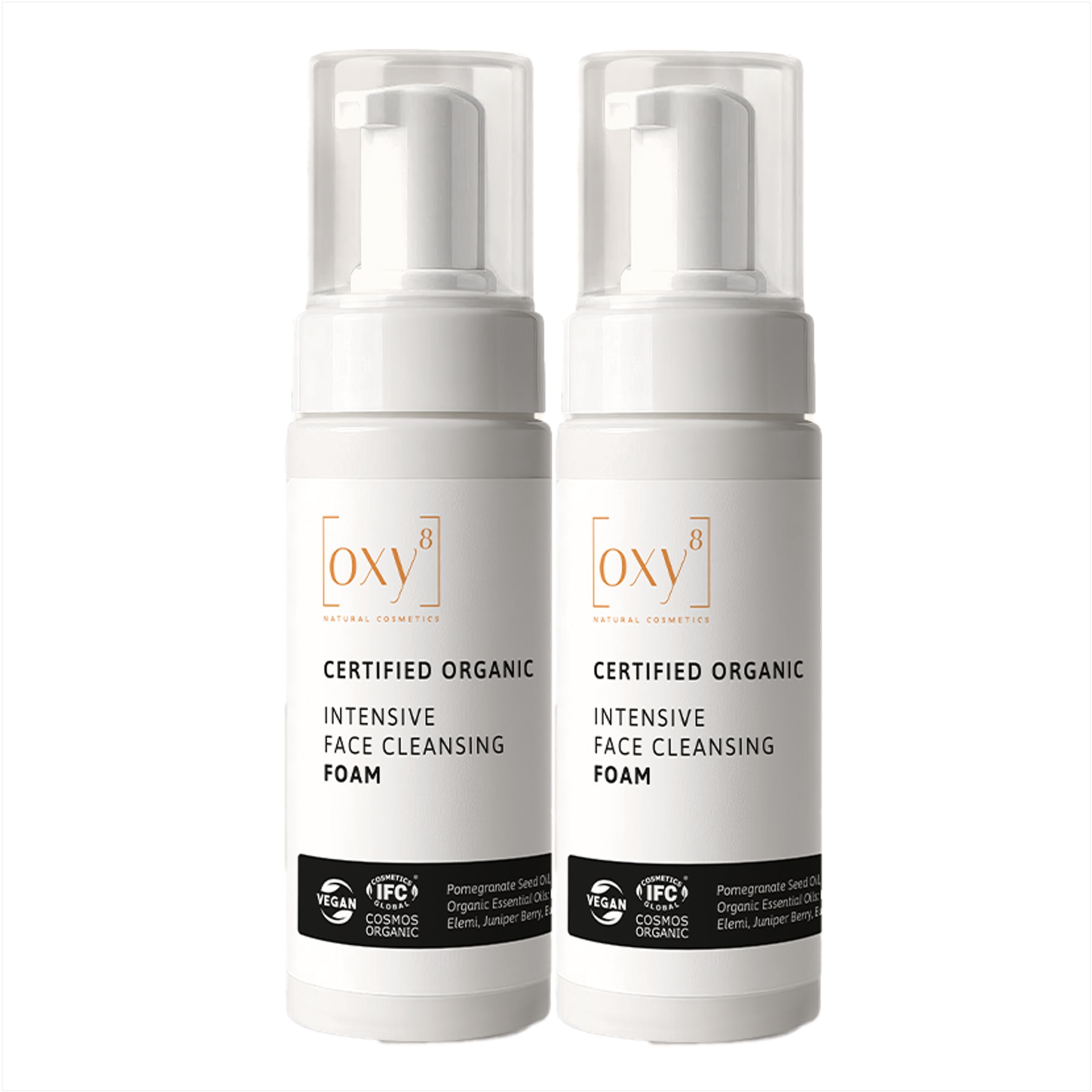 Deux flacons blancs avec pompes. Inscription : oxy8, INTENSIVE FACE CLEANSING FOAM. Vegan, COSMOS ORGANIC.