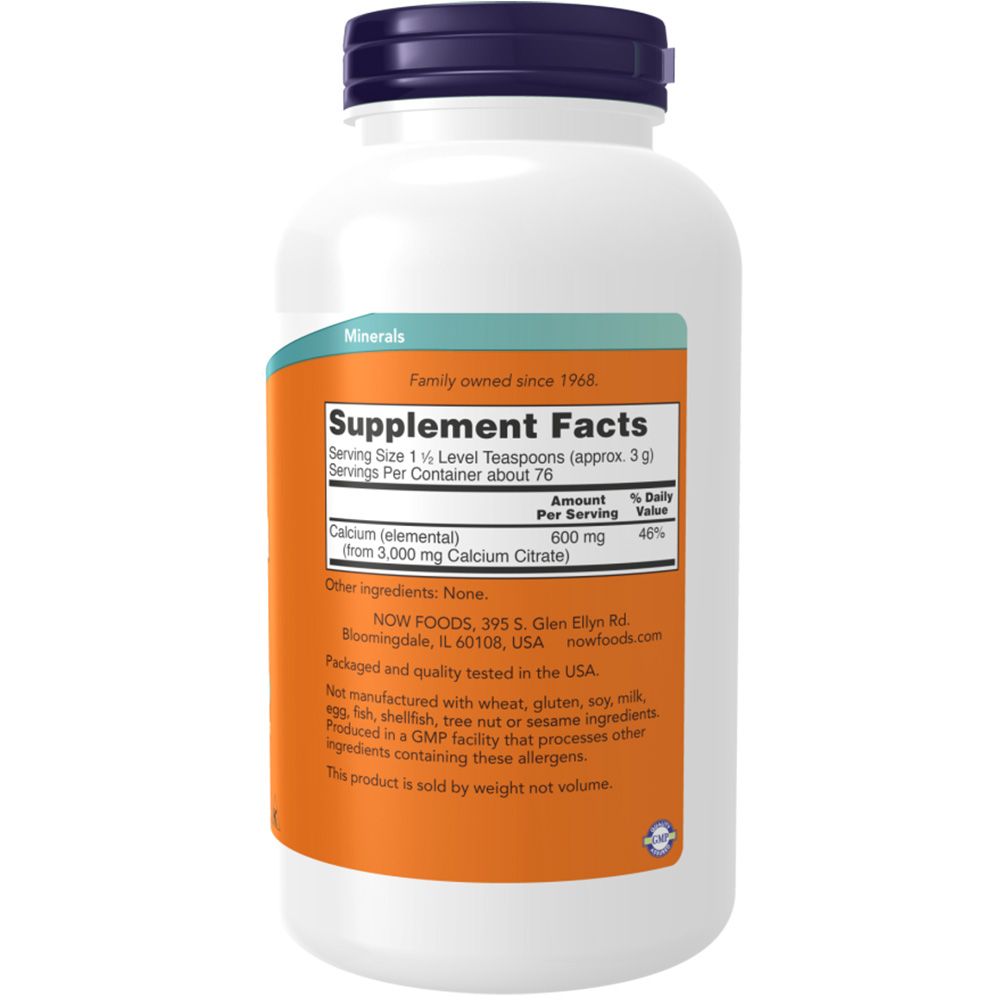 Achterkant van een witte fles. Oranje etiket met voedingswaarde en ingrediënten. Tekst: "NOW FOODS".