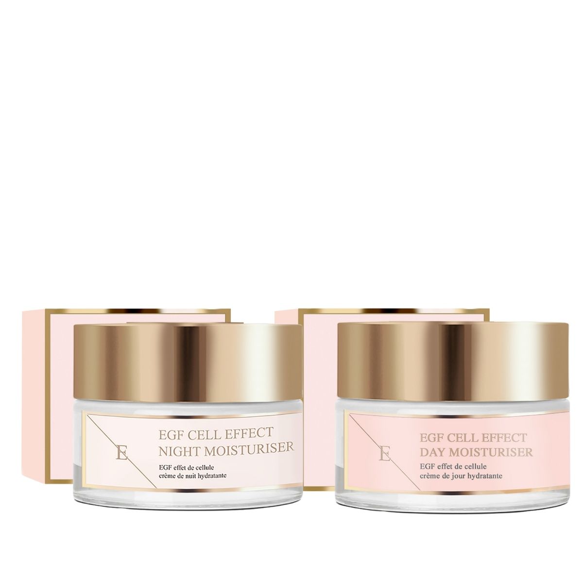 Deux pots de crème hydratante de jour et de nuit avec des couvercles dorés et des étiquettes roses. L'emballage est également rose.