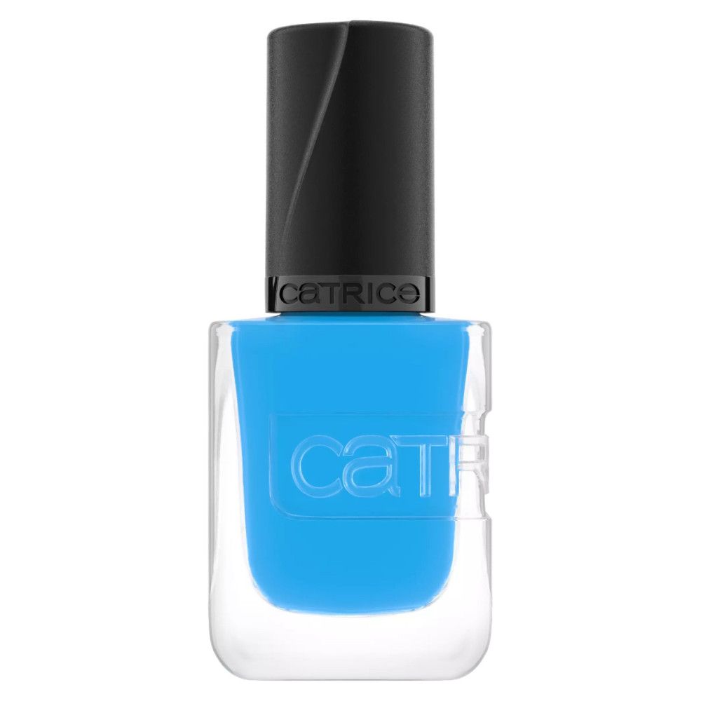 Flacon de vernis à ongles bleu avec bouchon noir. "Catrice" est écrit sur le flacon.