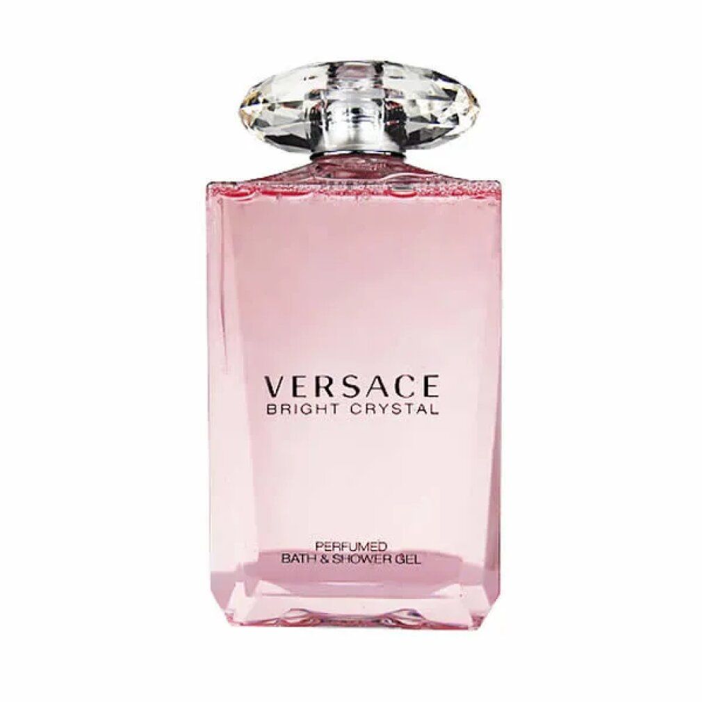 Flacon rose avec bouchon cristal. Inscription: VERSACE Bright Crystal, Perfumed Bath & Shower Gel.