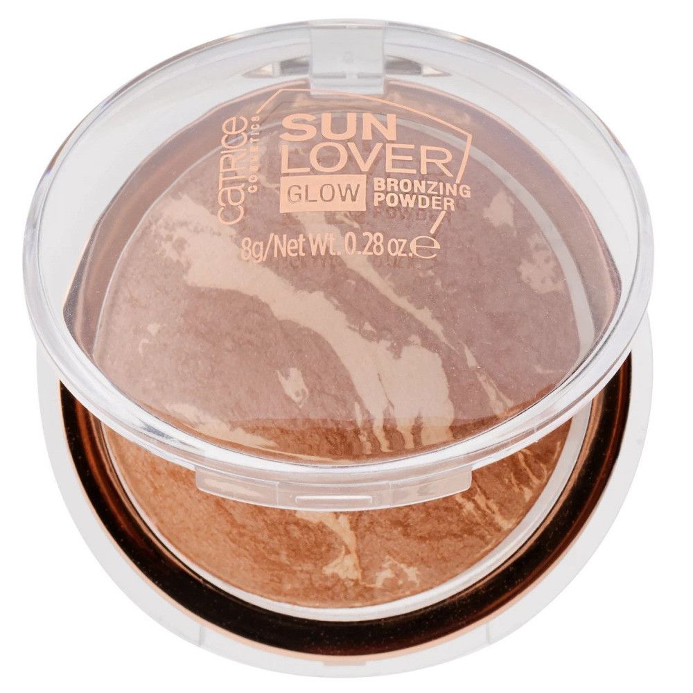 Poudre bronzante Catrice Sun Lover Glow ouverte, 8g. Poudre marbrée dans un boîtier rond avec couvercle transparent.