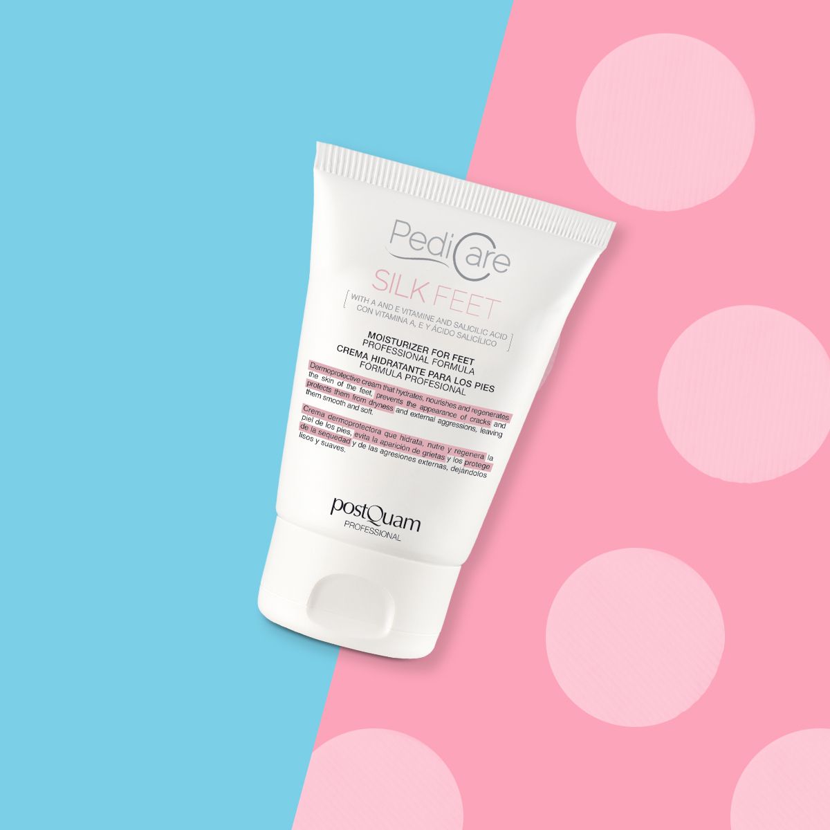 Tube blanc 'PediCare Silk Feet' sur fond bleu-rose à pois. Texte anglais et espagnol. Logo 'Postquam'.