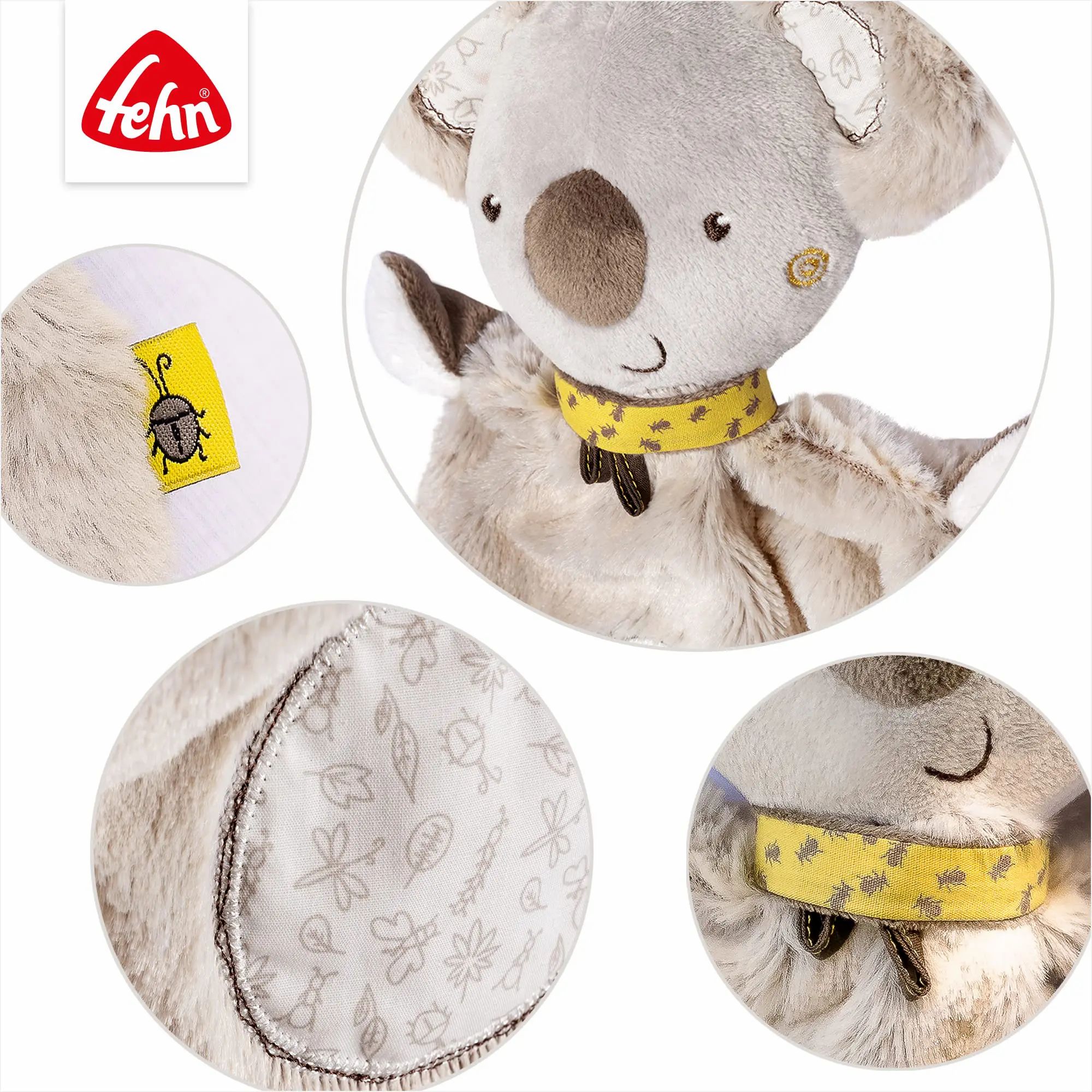 Gros plans de la peluche Koala. Foulard jaune, étiquette avec insecte, motif tissu avec insectes.