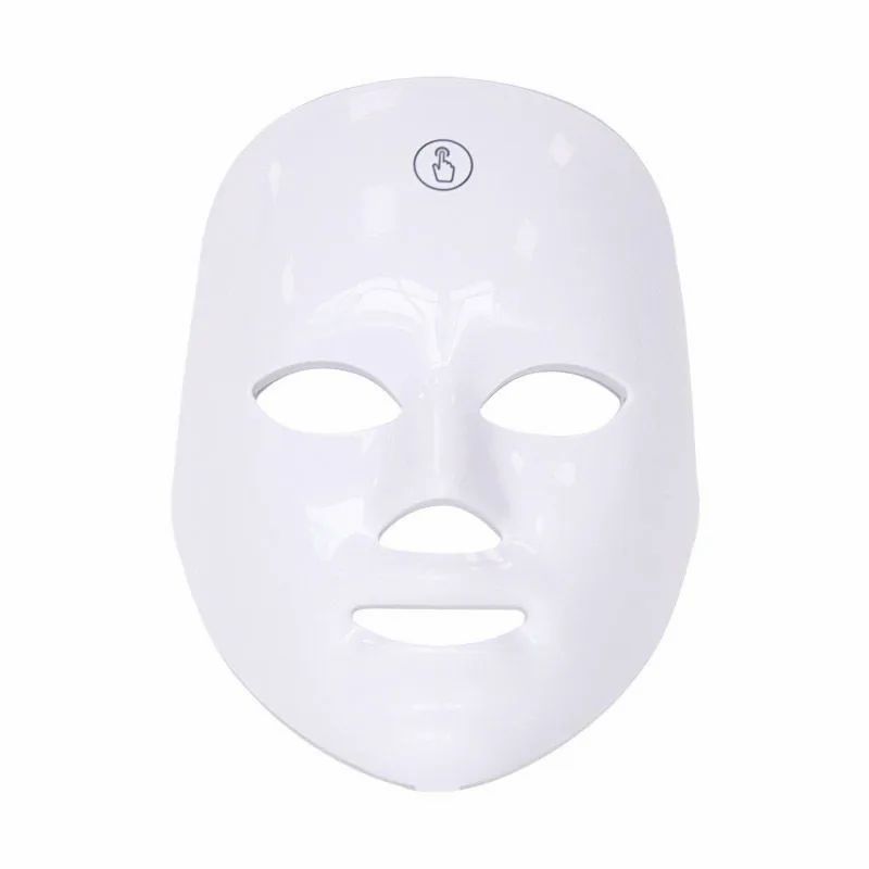 Wit gezichtsmasker met uitsparingen voor ogen, neus en mond. Bovenaan staat een klein symbool afgebeeld.