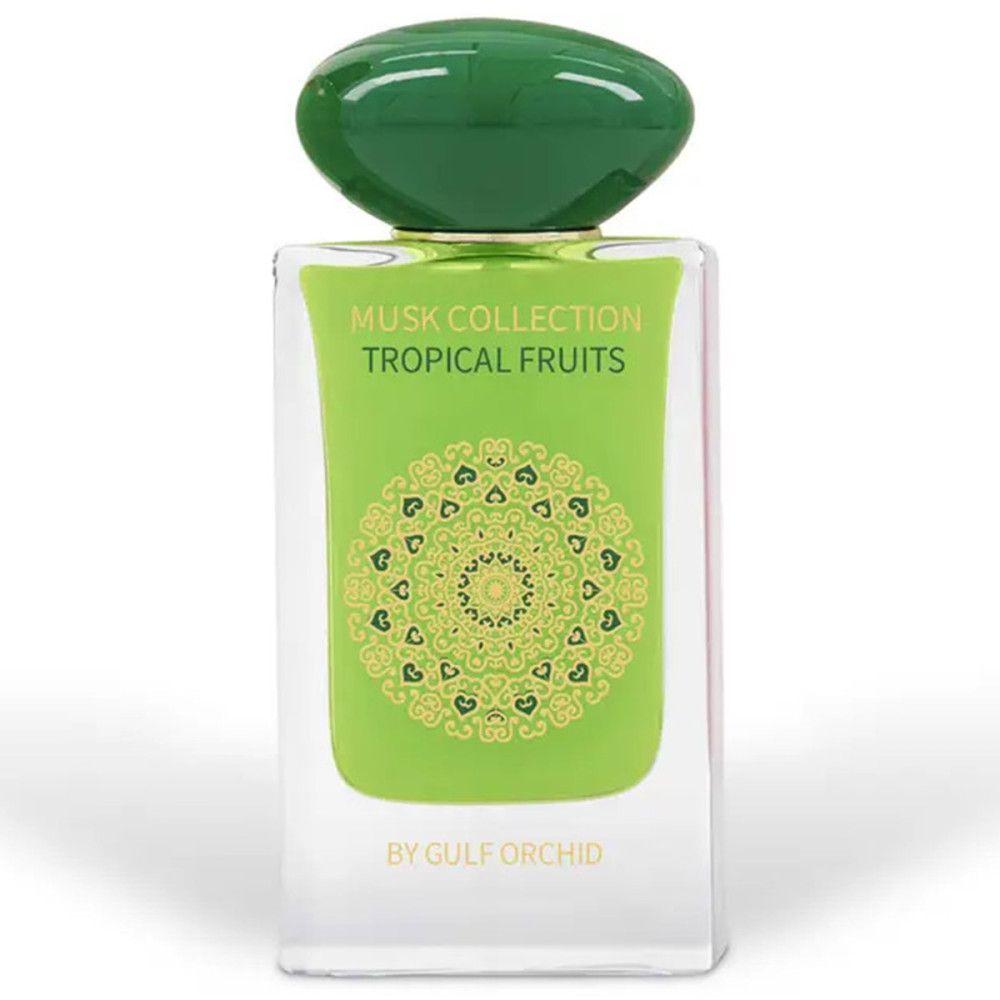 Flacon de parfum avec bouchon vert et liquide clair. Inscription 'Musk Collection Tropical Fruits' et logo.